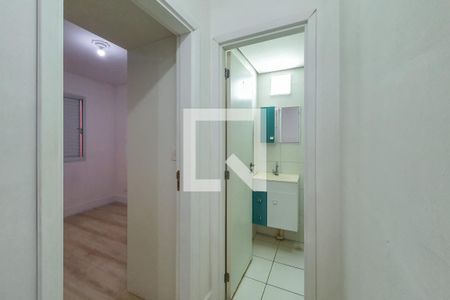 Corredor de apartamento para alugar com 1 quarto, 33m² em Liberdade, São Paulo