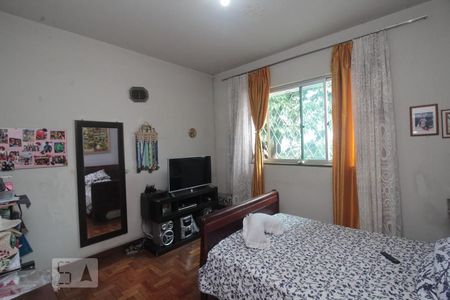 Quarto de casa à venda com 5 quartos, 270m² em Barroca, Belo Horizonte