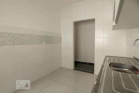 Cozinha de casa para alugar com 1 quarto, 45m² em Butantã, São Paulo