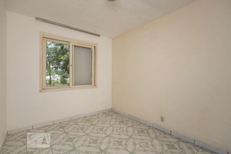 Quarto de apartamento para alugar com 1 quarto, 46m² em Humaitá, Porto Alegre