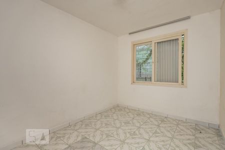 Quarto de apartamento para alugar com 1 quarto, 46m² em Humaitá, Porto Alegre