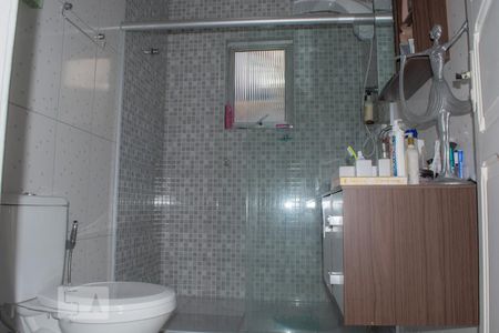Banheiro de casa à venda com 1 quarto, 60m² em Vila Bertioga, São Paulo