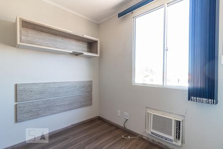 Dormitório 3 de apartamento à venda com 3 quartos, 51m² em Mário Quintana, Porto Alegre