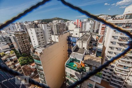 Vista da Sala  de apartamento para alugar com 3 quartos, 95m² em Icaraí, Niterói