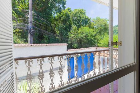 Casa à venda com 600m², 7 quartos e 6 vagas Casa à venda com 600m², 7 quartos e 6 vagasVista do quarto 2