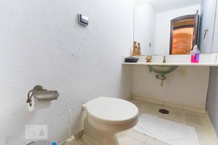 Casa à venda com 600m², 7 quartos e 6 vagas Casa à venda com 600m², 7 quartos e 6 vagasLavabo