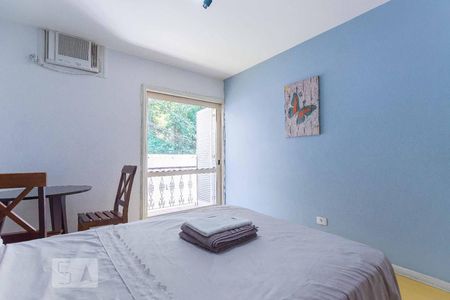 Casa à venda com 600m², 7 quartos e 6 vagas Casa à venda com 600m², 7 quartos e 6 vagasQuarto 1