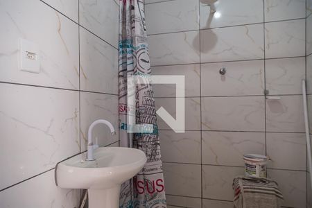 Banheiro de apartamento para alugar com 1 quarto, 35m² em Vila Guarani (zona Sul), São Paulo