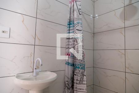 Banheiro de apartamento para alugar com 1 quarto, 35m² em Vila Guarani (zona Sul), São Paulo