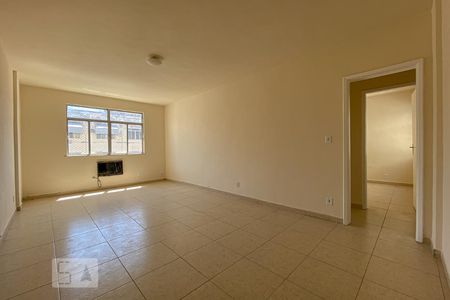 Sala de apartamento para alugar com 2 quartos, 100m² em Vila da Penha, Rio de Janeiro