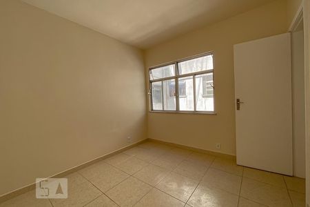 Quarto 1 de apartamento para alugar com 2 quartos, 100m² em Vila da Penha, Rio de Janeiro