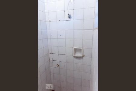 Banheiro de casa para alugar com 1 quarto, 45m² em Conceição, Diadema