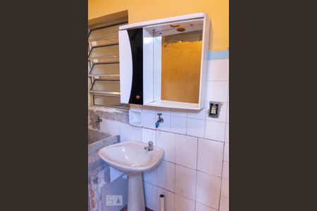 Banheiro de casa para alugar com 1 quarto, 45m² em Conceição, Diadema
