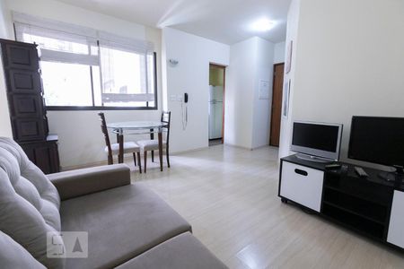 Sala de apartamento para alugar com 2 quartos, 49m² em Indianópolis, São Paulo