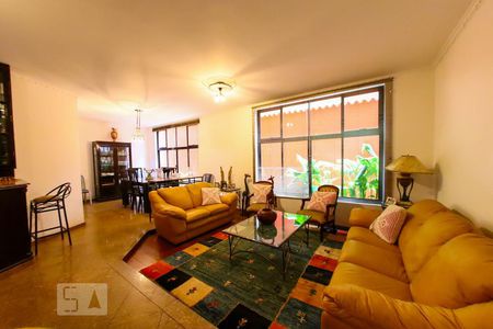 Sala de casa à venda com 5 quartos, 400m² em Jardim Tranquilidade, Guarulhos