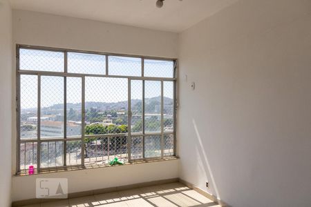 Sala de apartamento à venda com 2 quartos, 70m² em São Francisco Xavier, Rio de Janeiro