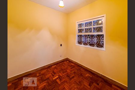 Quarto 1 de casa para alugar com 2 quartos, 220m² em Vila Germinal, São Paulo