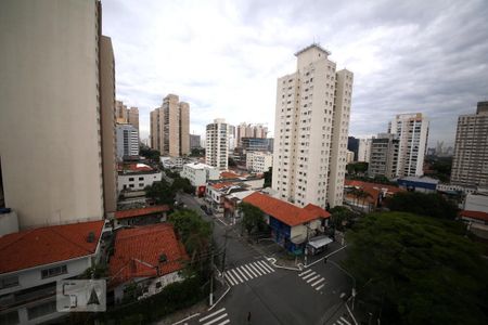 Vista de apartamento para alugar com 1 quarto, 38m² em Brooklin Paulista, São Paulo
