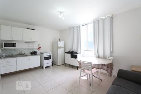 Sala/Cozinha de apartamento à venda com 1 quarto, 45m² em Vila Tramontano, São Paulo