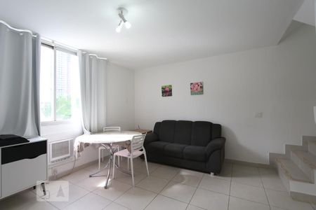 Sala/Cozinha de apartamento à venda com 1 quarto, 45m² em Vila Tramontano, São Paulo