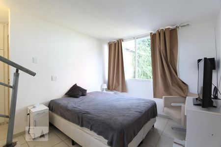 Suíte de apartamento para alugar com 1 quarto, 45m² em Vila Tramontano, São Paulo