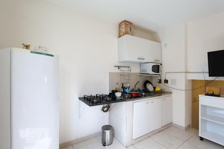 Cozinha de apartamento para alugar com 1 quarto, 45m² em Vila Tramontano, São Paulo