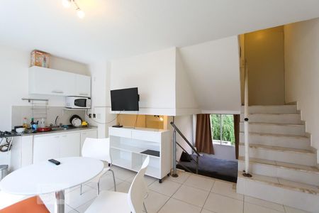 Sala/Cozinha de apartamento para alugar com 1 quarto, 45m² em Vila Tramontano, São Paulo