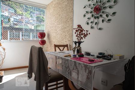 Sala de apartamento à venda com 2 quartos, 70m² em Copacabana, Rio de Janeiro