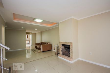 Sala de casa para alugar com 3 quartos, 160m² em Sarandi, Porto Alegre