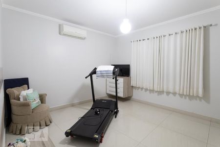 Suíte 1 de casa à venda com 4 quartos, 500m² em Vila Regente Feijó, São Paulo