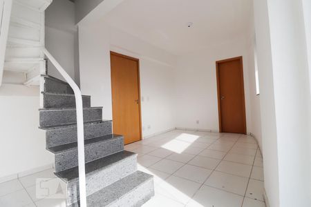 Sala de apartamento para alugar com 2 quartos, 68m² em Setor Leste Vila Nova, Goiânia