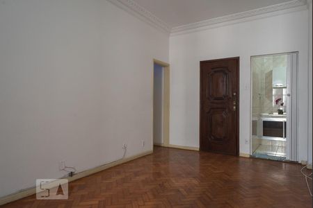 Sala de apartamento à venda com 2 quartos, 84m² em Copacabana, Rio de Janeiro