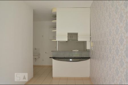 Sala de kitnet/studio para alugar com 1 quarto, 30m² em Quadras Econômicas Lúcio Costa (guará), Brasília