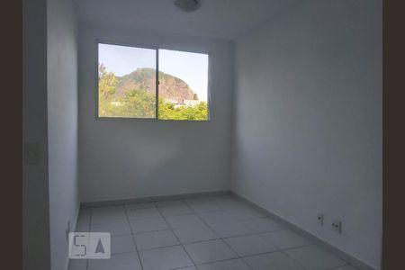 Sala de apartamento à venda com 2 quartos, 45m² em Vargem Pequena, Rio de Janeiro