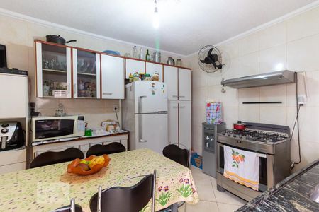 Cozinha de apartamento à venda com 2 quartos, 140m² em Jardim Fernandes, São Paulo