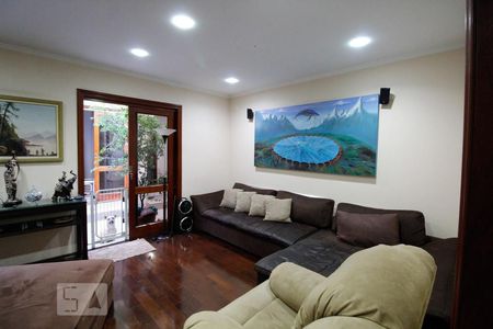 Sala de TV de casa à venda com 4 quartos, 365m² em Jardim Maia, Guarulhos