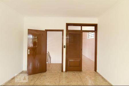 Sala de casa para alugar com 3 quartos, 140m² em Embaré, Santos