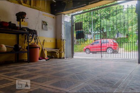 Garagem de casa à venda com 3 quartos, 160m² em Vila Primavera, São Paulo