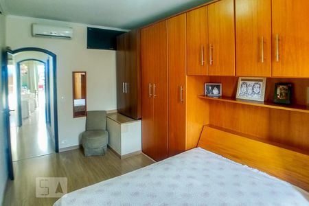 Dormitório 1 de casa à venda com 3 quartos, 180m² em Baeta Neves, São Bernardo do Campo