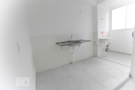 Cozinha de apartamento à venda com 2 quartos, 42m² em Vila Santa Maria, São Paulo