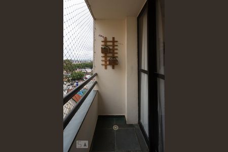 Varanda da Sala de apartamento para alugar com 3 quartos, 65m² em Jaguaribe, Osasco