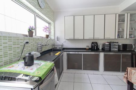 Cozinha de casa à venda com 3 quartos, 150m² em Pari, São Paulo