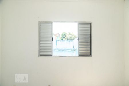 Quarto 1 de casa para alugar com 2 quartos, 90m² em Parque Guarani, São Paulo