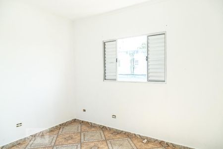 Quarto 1 de casa para alugar com 2 quartos, 90m² em Parque Guarani, São Paulo