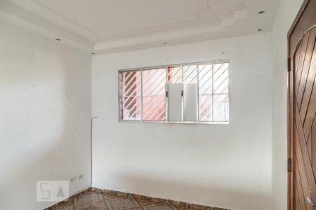 Sala de casa para alugar com 2 quartos, 90m² em Parque Guarani, São Paulo