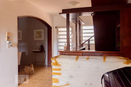 Sala de casa para alugar com 3 quartos, 250m² em Jardim Roberto, Osasco