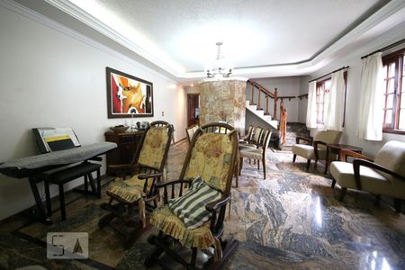 Sala  de casa à venda com 4 quartos, 200m² em Jardim Campo Grande, São Paulo