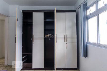 Quarto 1 - Armários de apartamento para alugar com 3 quartos, 120m² em Graças, Recife