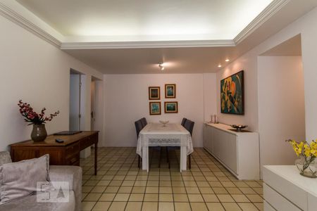 Sala de apartamento para alugar com 3 quartos, 120m² em Graças, Recife