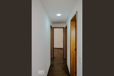 Corredor de apartamento para alugar com 3 quartos, 102m² em Tijuca, Rio de Janeiro